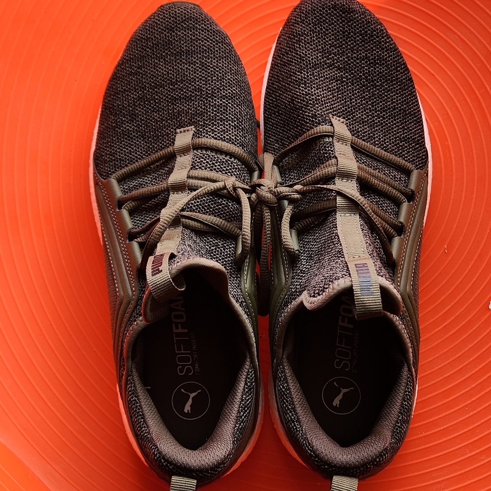 Men's shoes